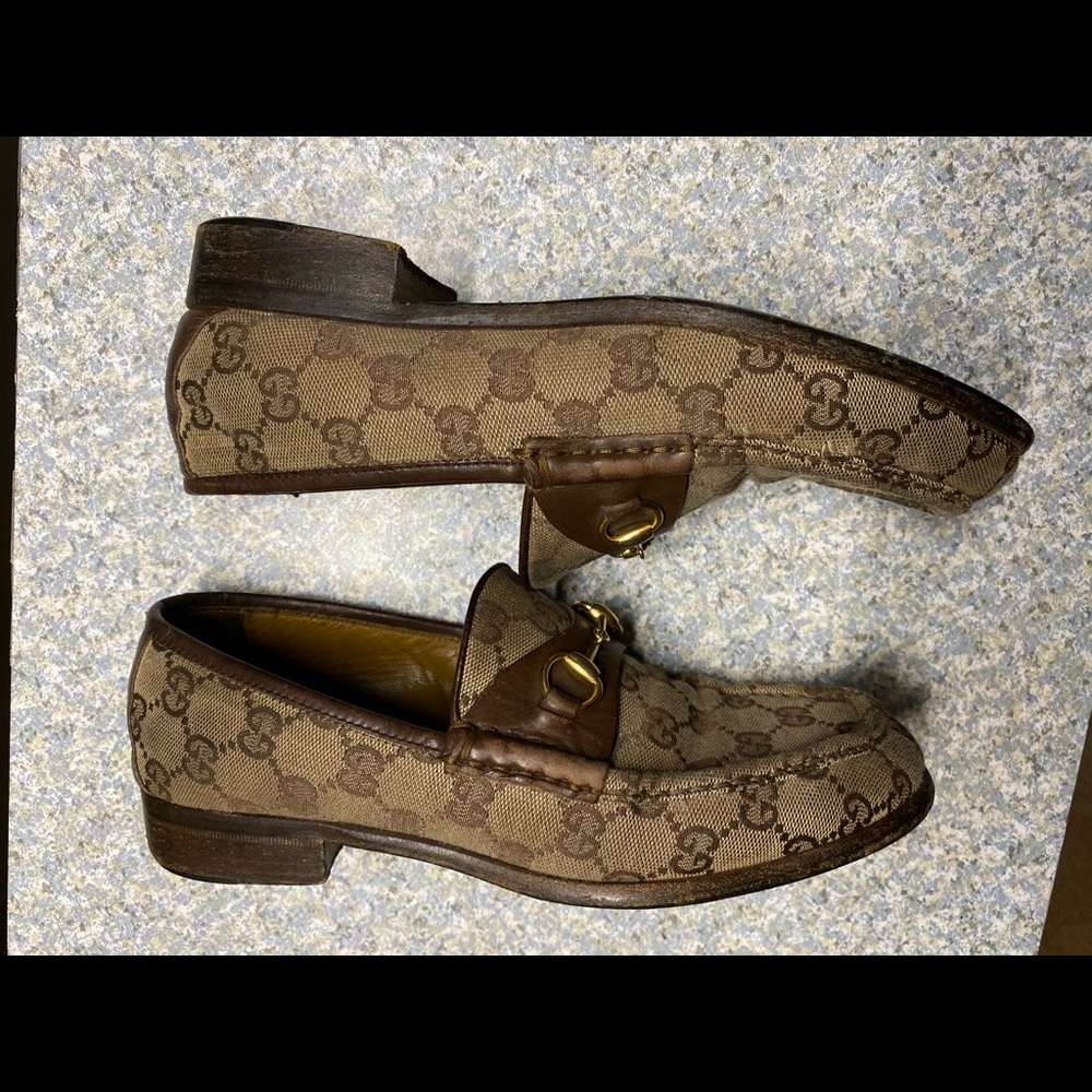 Gucci logo canvas loafers / oxfords